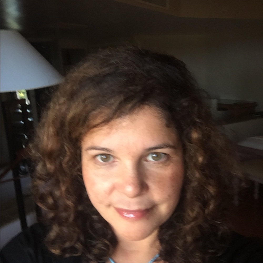 Meet your Posher, Caroline